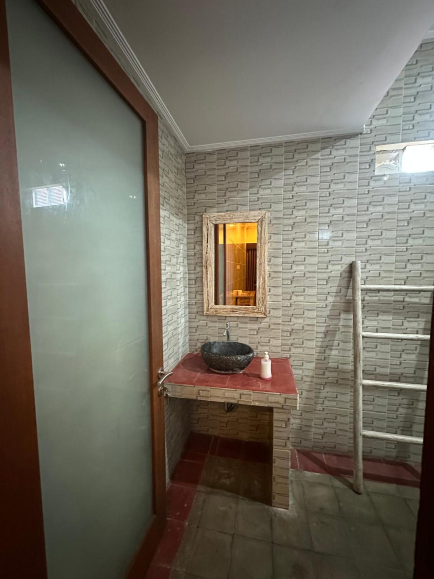 Dicky Guest House Batu Bolong Canggu  Exterior photo